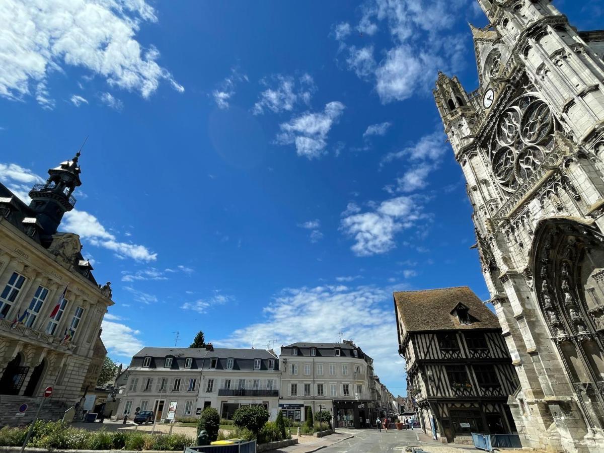 Loft Central Climatise Avec Verriere Vernon (Eure) Exterior foto